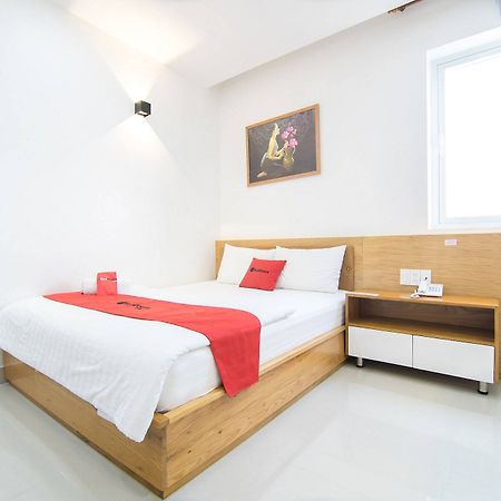 Reddoorz Plus Near Lotte Mart Cong Hoa Ho Chi Minh City Bagian luar foto