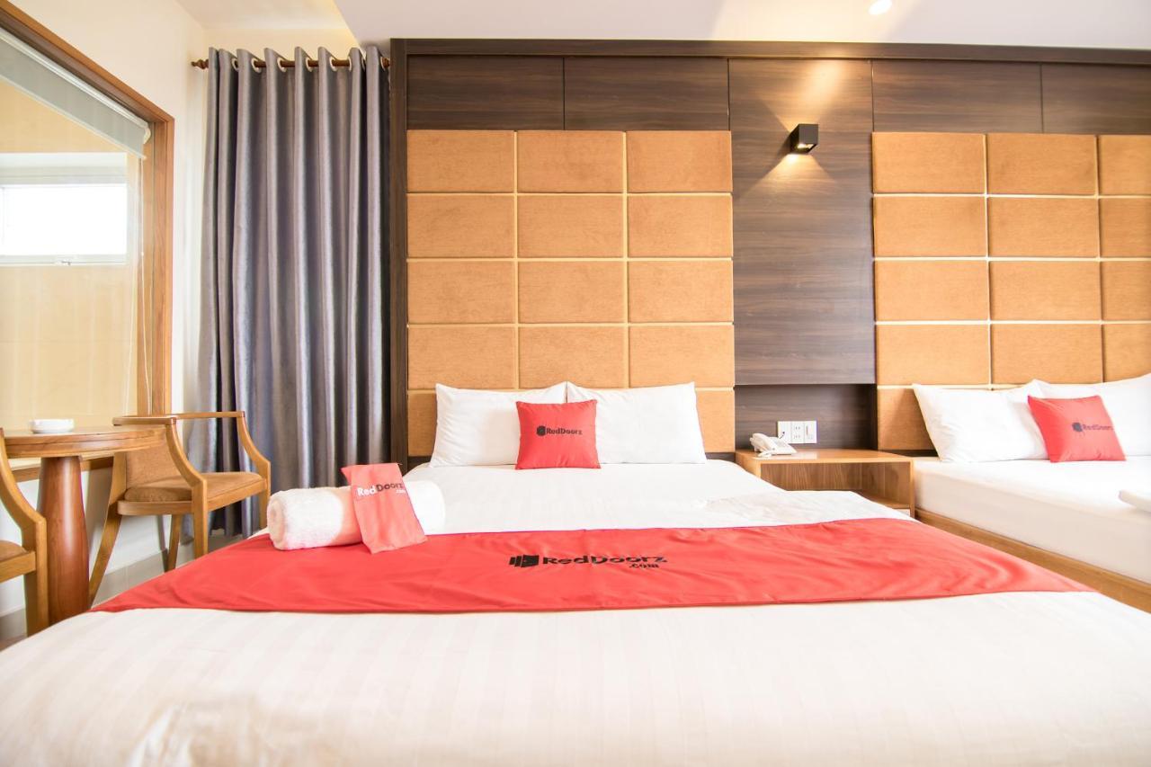 Reddoorz Plus Near Lotte Mart Cong Hoa Ho Chi Minh City Bagian luar foto